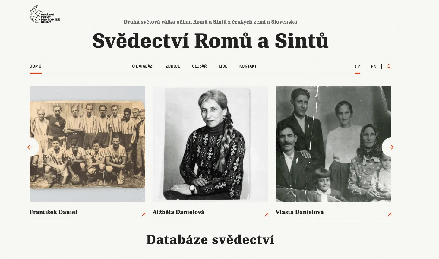 Historické fotografie Romů a Sintů, zobrazené v online databázi.